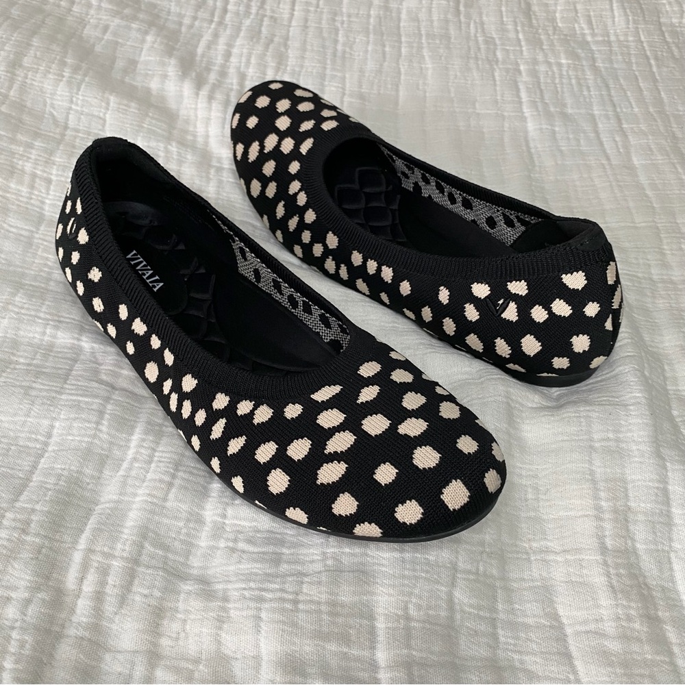 NEW VIVAIA Round-Toe Ballet Flats (Claire) Black Ivory Dots size 10.5 - Picture 3 of 10